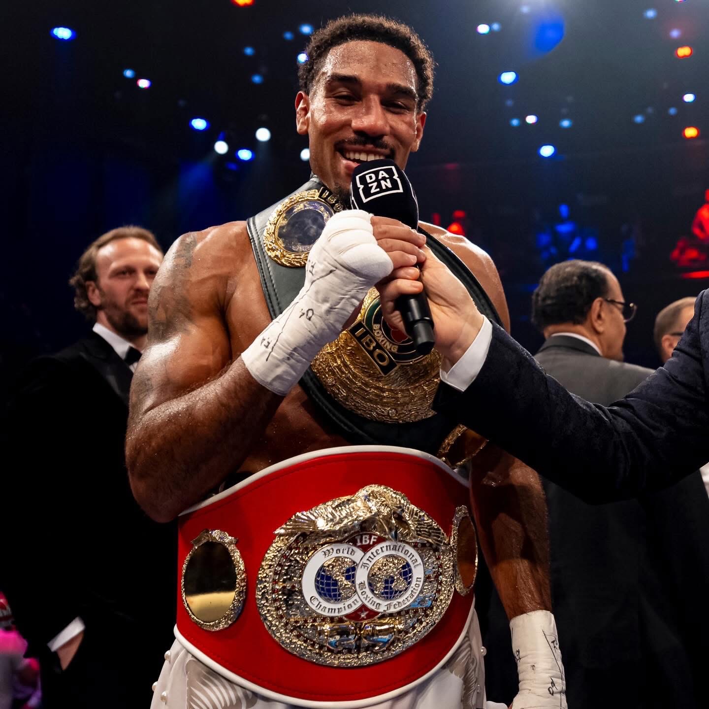 Iglesias stops Silyagin, unifies IBF and IBO world titles