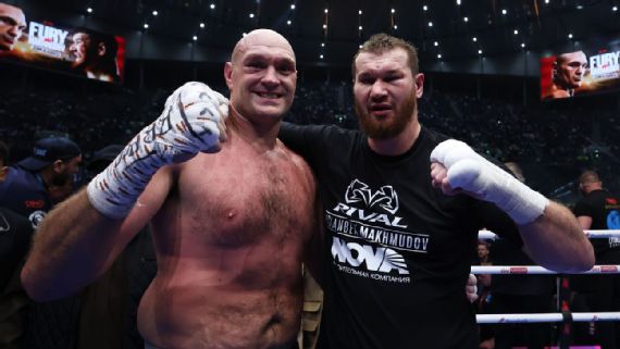 Fury dominates Makmudov, wants Joshua next